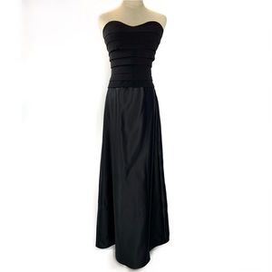 Tadashi black strapless gown. Size 4